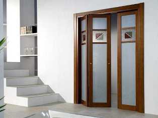 От классического до современного: разнообразие дизайна деревянных дверей